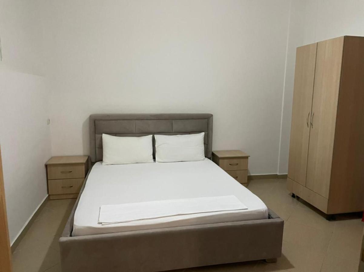 Vila Mario Aparthotel Εξαμίλιο Εξωτερικό φωτογραφία