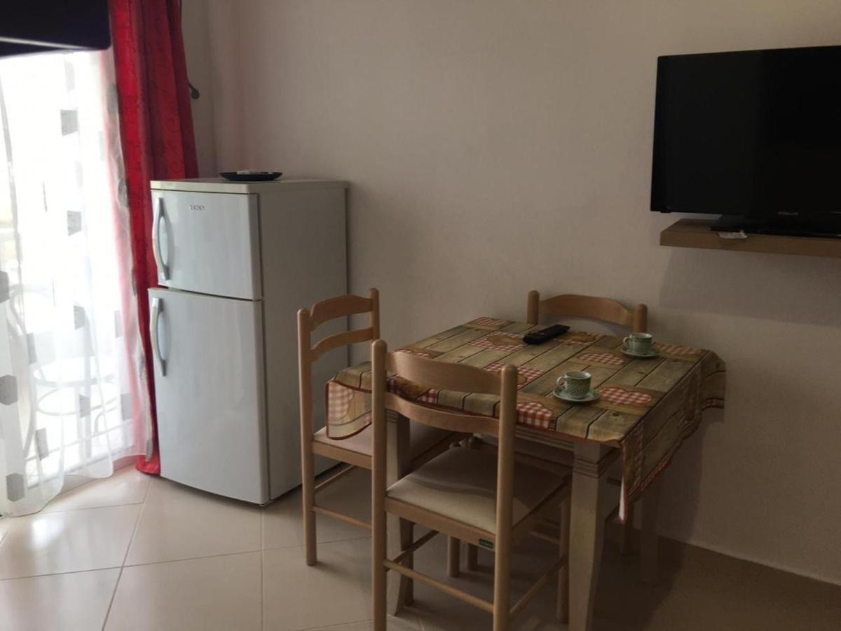 Vila Mario Aparthotel Εξαμίλιο Εξωτερικό φωτογραφία