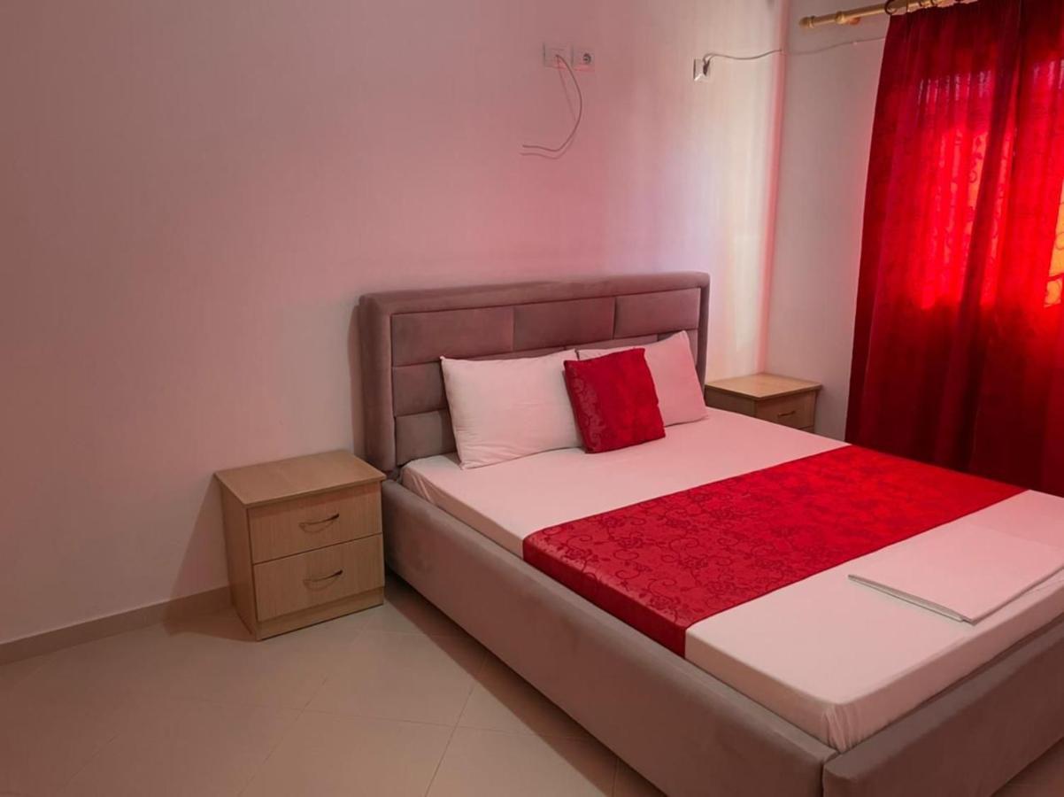 Vila Mario Aparthotel Εξαμίλιο Εξωτερικό φωτογραφία