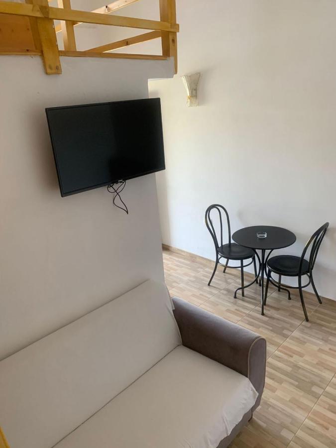 Vila Mario Aparthotel Εξαμίλιο Εξωτερικό φωτογραφία