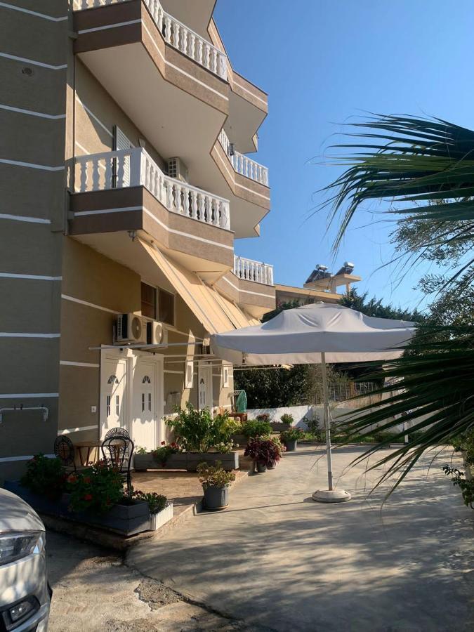 Vila Mario Aparthotel Εξαμίλιο Εξωτερικό φωτογραφία