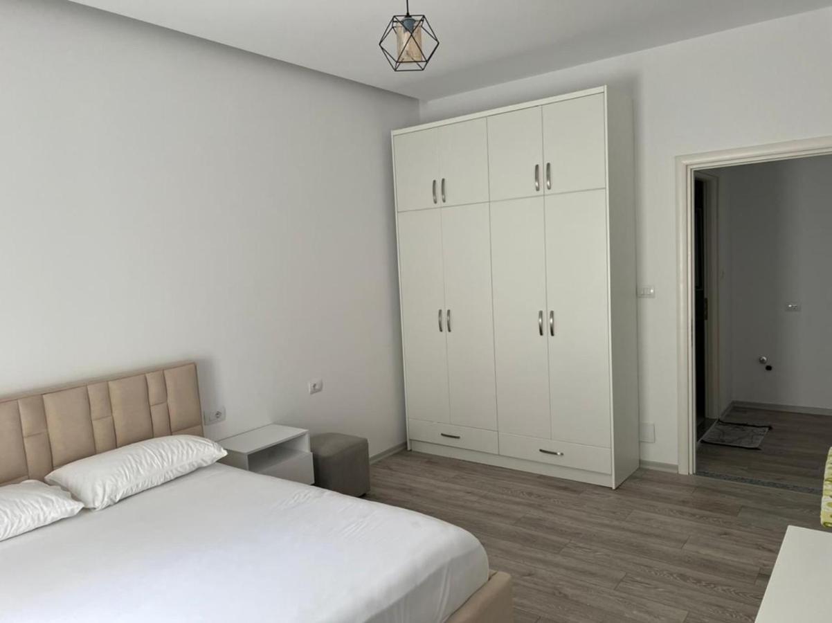 Vila Mario Aparthotel Εξαμίλιο Εξωτερικό φωτογραφία