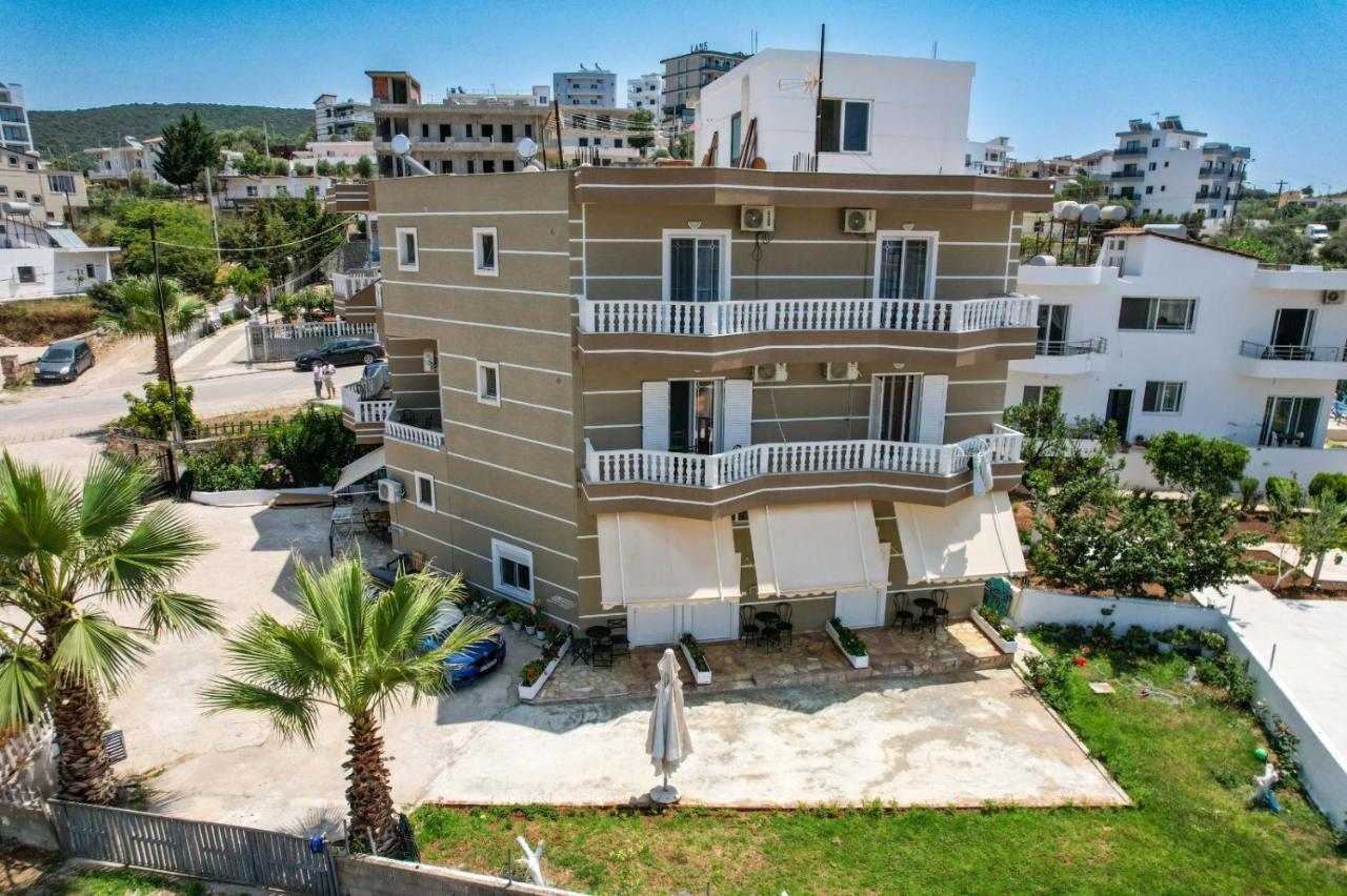 Vila Mario Aparthotel Εξαμίλιο Εξωτερικό φωτογραφία